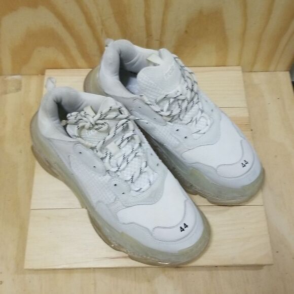BALENCIAGA Triple S 'Clear Sole' Chunky Sneakers Mens Size: 10 - Picture 8 of 9